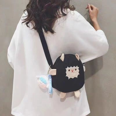 3 kantong tas Fanny Hip dengan bahan nilon dan penutupan ritsleting