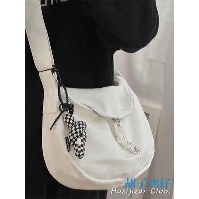 Rintangan yang dapat disesuaikan Crossbody Tote Tas Polyester Nylon Material Multipurpose
